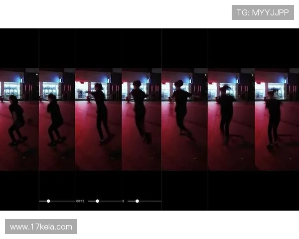 小福妹征服巨型滑板：从颤抖到飞驰的逆袭之路